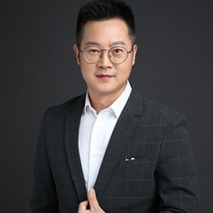 张志明